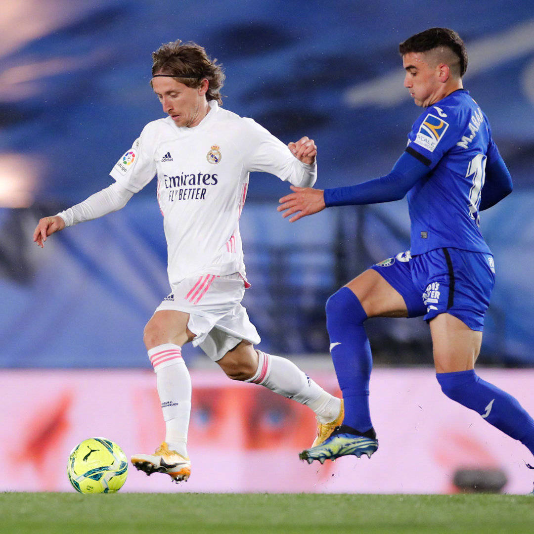 关于赛后芝加哥公牛调整名单以备西甲，防线松动环节打磨，悬念犹存，球队文化再被提及的信息