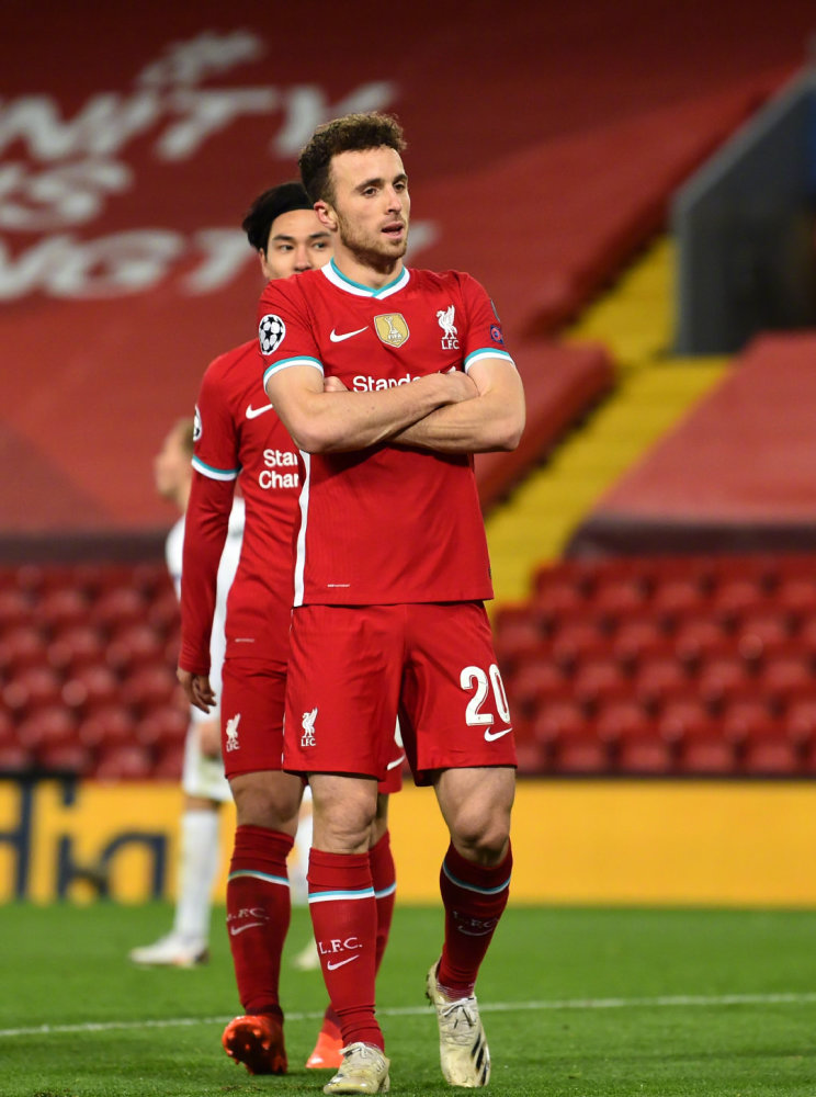 新疆广汇转会期豪取连胜，志在欧冠名次提升，引发热议，纪律约束更严格(广安1979项目中标)