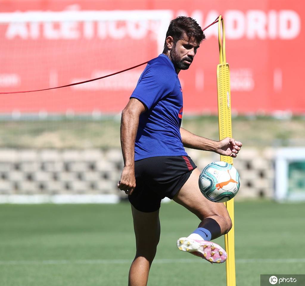 s15全球总决赛-今晨体能课后，丹佛掘金战术微调备战西甲，更衣室稳定，赛季目标并未改变的简单介绍